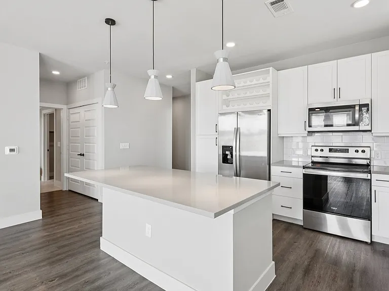 The Huntley — Photo 62