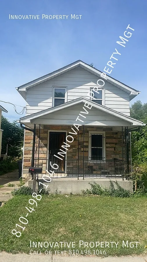 Coming Soon! 905 Cottage Grove — Photo 1