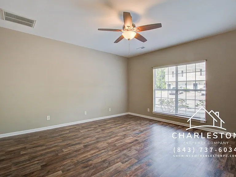 1003 Lexi Ct — Photo 24
