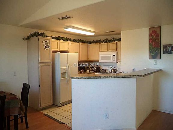 2nd image of 5415 W Harmon Ave Unit 2109