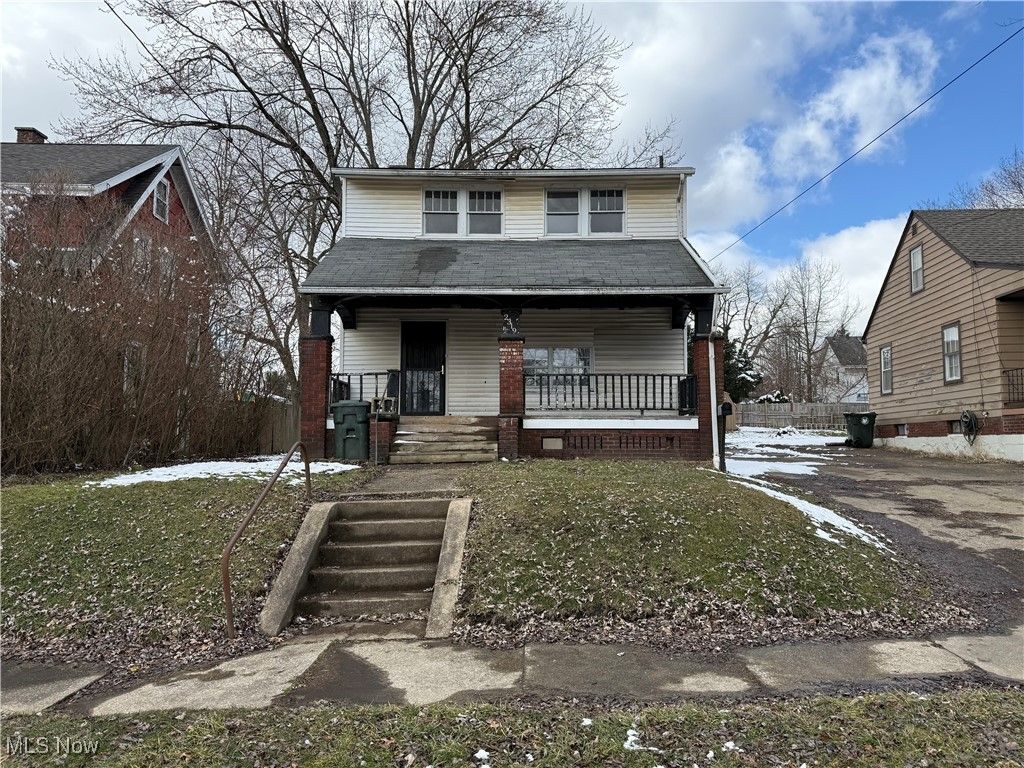 Real estate listing image