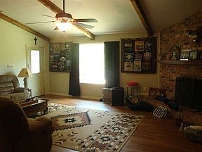 3rd image of 1420 County Road 1814