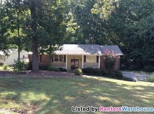 210 High Meadow Dr, Marietta, GA 30068