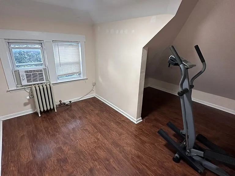 16 New St #2 — Photo 9