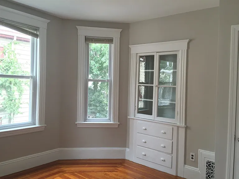 17 Usher Rd #2 — Photo 6