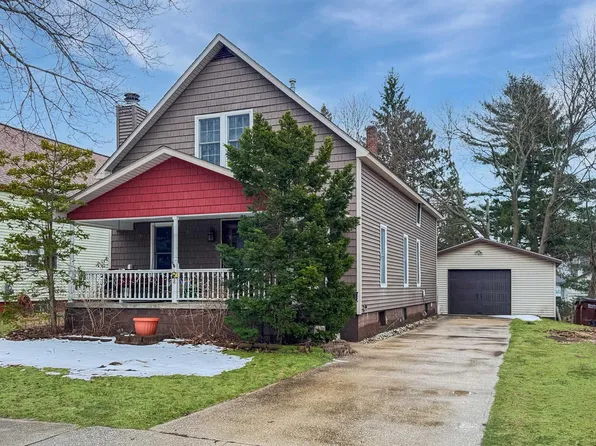 718 E Chapin St, Cadillac, MI 49601
