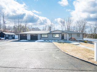 1 Pleasant Rise, Brookfield, CT 06804