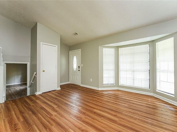3rd image of 1820 Northwick Pl