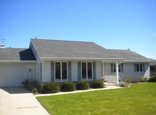 3128 Main Ave, Sheboygan, WI 53083