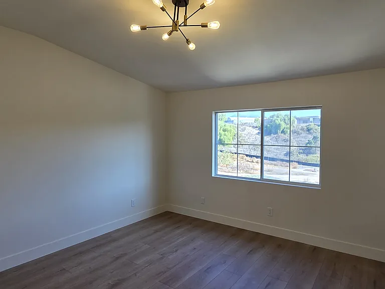 1165 Latigo Cv #5 — Photo 11