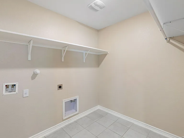 9411 Braman Point — Photo 11