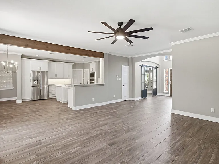 8603 Solano Dr — Photo 5