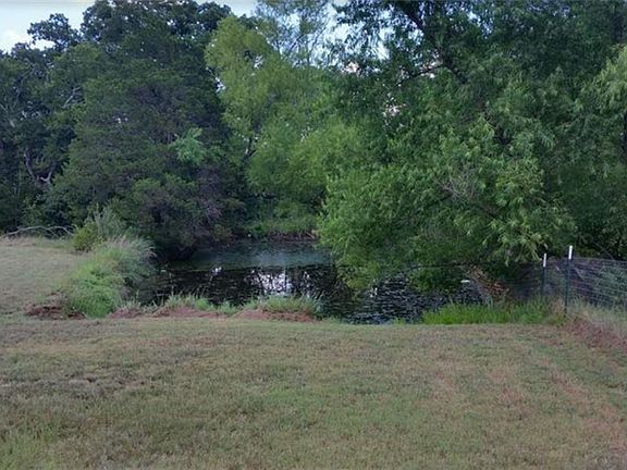 2nd image of 779 County Road 4123