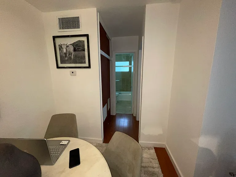 1021 Michigan Ave #7 — Photo 8