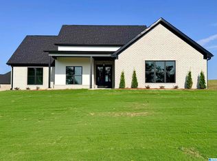 120 Crest Loop Rd, Clanton, AL 35045