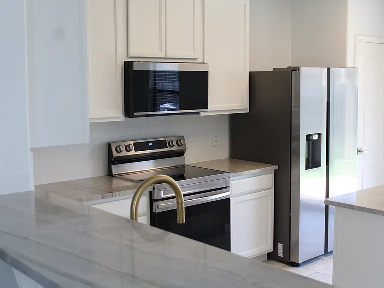14104 Naruna Way — Photo 6