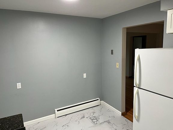 2nd image of 190 Campus Dr #1