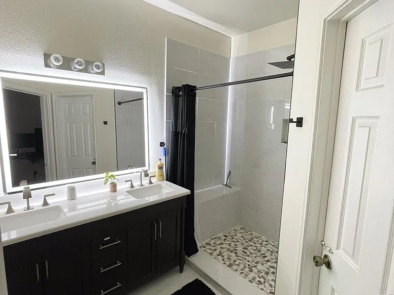 117 Cedargrove St — Photo 11