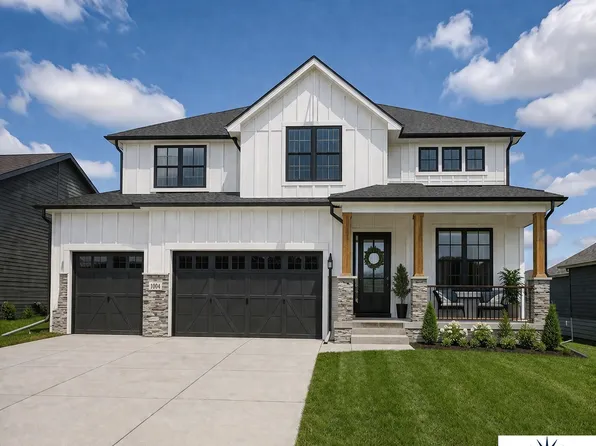 4314 S 212th St, Elkhorn, NE 68022