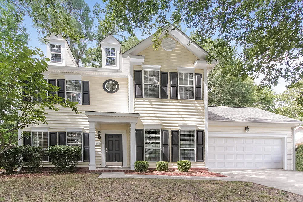3 bed, 2.5 bath, 1576 sqft, $3,100 — Photo 4