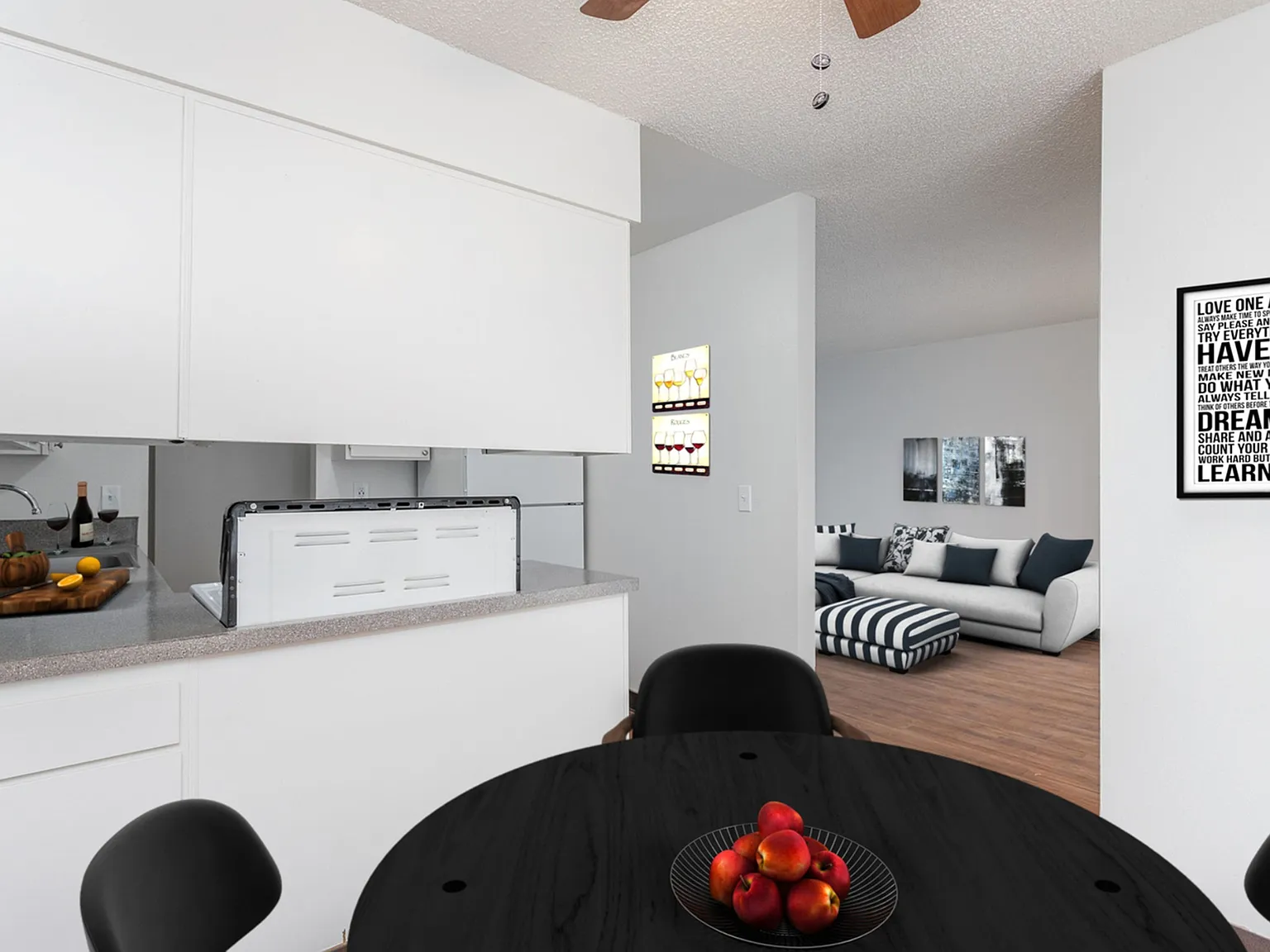 Tulip Crest Apartments — Photo 3