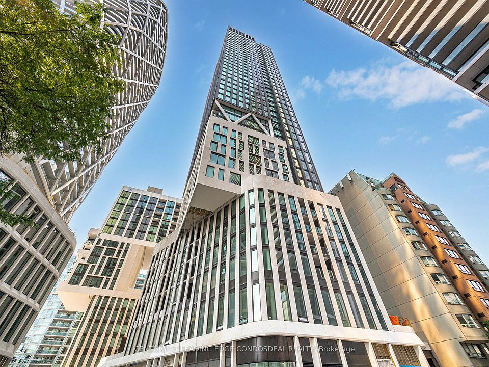 1st image of 238 Simcoe St #802