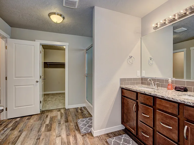 16572 Cypress Ln — Photo 29