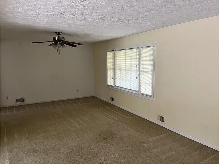2745 Cardinal Lake Cir — Photo 20