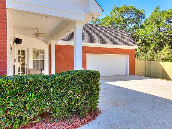 3rd image of 31311 Oakridge Ct