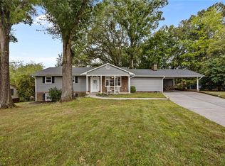 1619 Broadway Dr, Graham, NC 27253