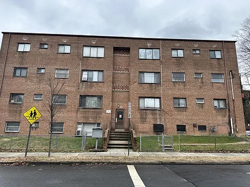 4701 Benning Rd SE Photo 1