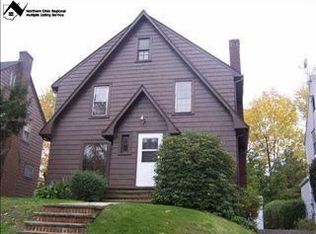 2390 Rinard Rd, Cleveland Heights, OH 44118