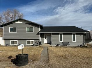 601 W Park Ave, Bridger, MT 59014