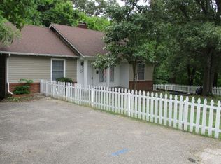 1120 E Wood St, Paris, TN 38242