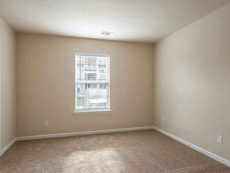 Summer Station Apartments Where Comfort Meets Coastal Living — Photo 32
