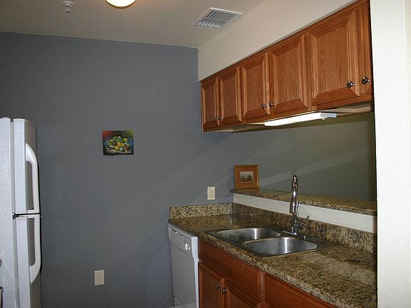 4th image of 4111 Medical Dr