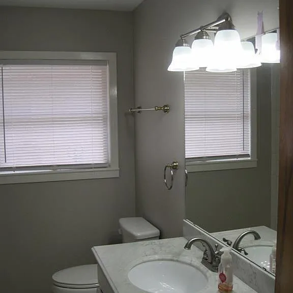 1124 Lawrence St — Photo 9