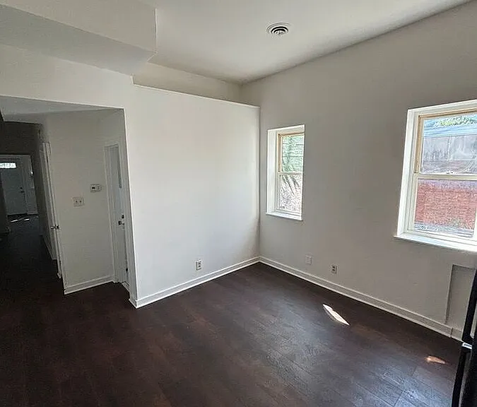1037 Light St #202 — Photo 3