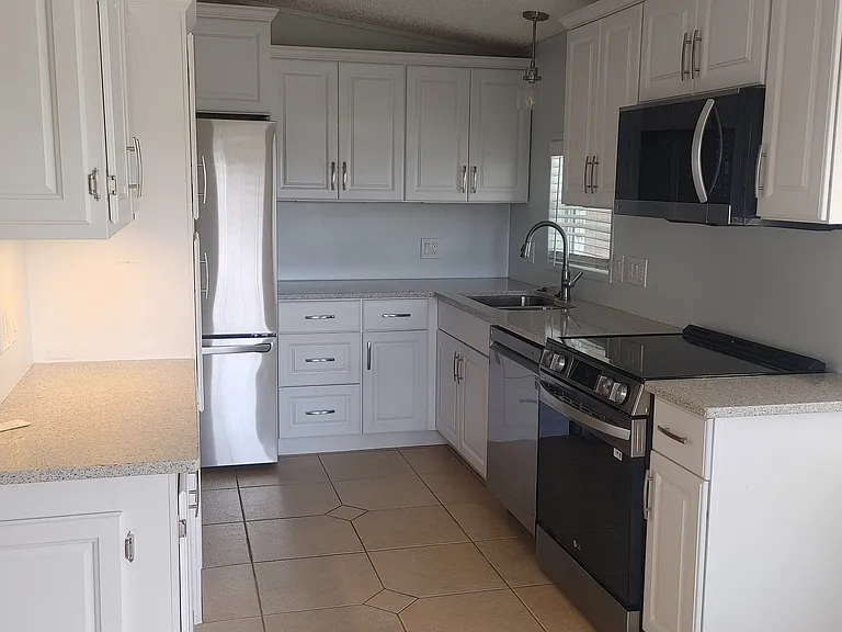 7629 Chasta Rd — Photo 7