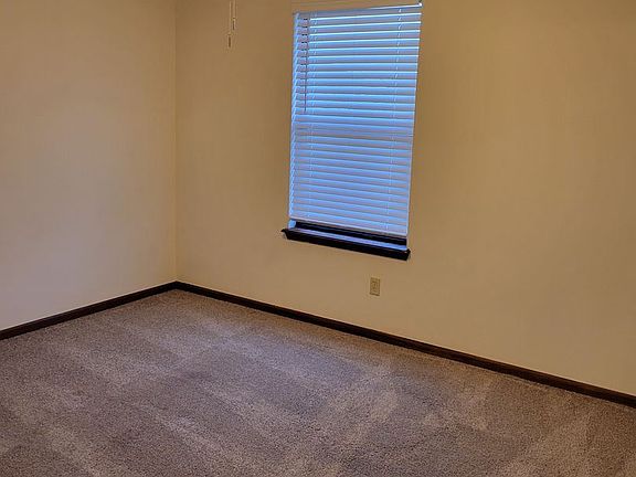 4th image of 1338 Gettysburg Dr Unit B