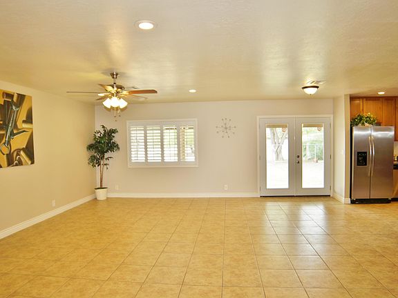 5th image of 7412 N 71st Ave