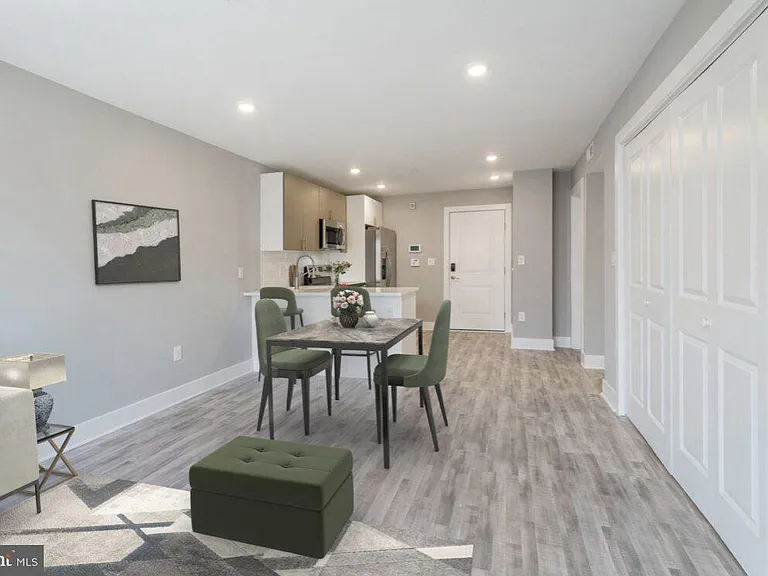 2500 N Mascher St #2 — Photo 1