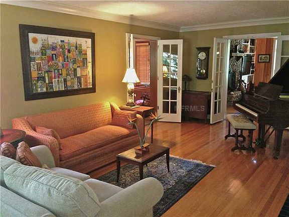 3rd image of 1214 Belleaire Cir