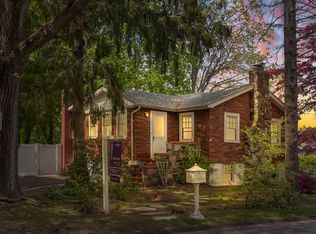 71 Narcissus Rd, Rocky Point, NY 11778