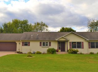 N6171 Eric Ave, Onalaska, WI 54650