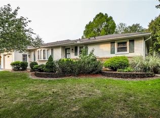 125 Winston Dr, Rochester, NY 14626