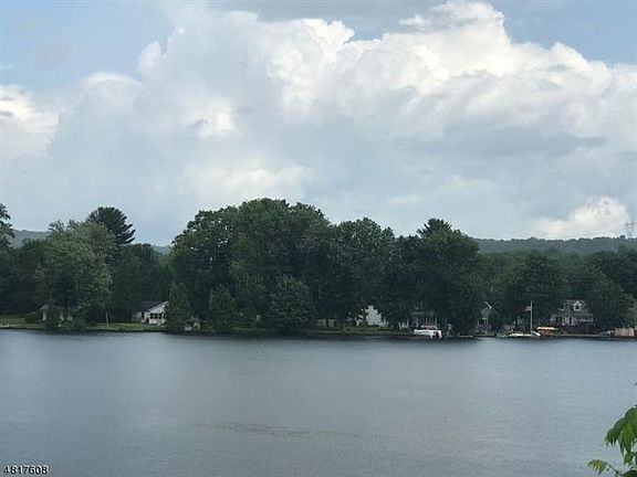 2nd image of 235 Lake Dr