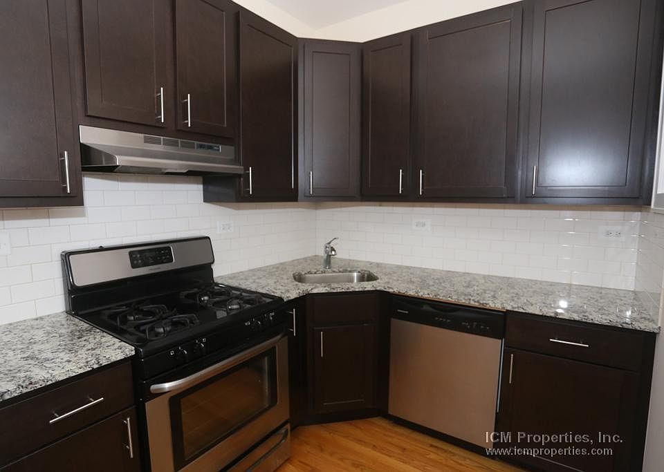 1st image of 1924 W Winona St #1F