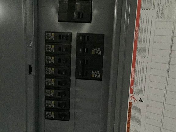 3rd image of 609 Glendale Ave