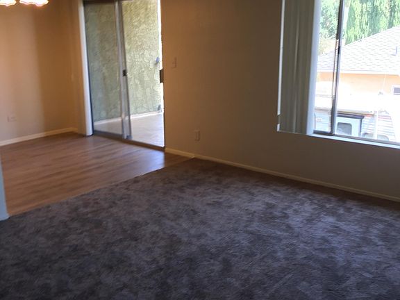 2nd image of 119 W Live Oak St APT H